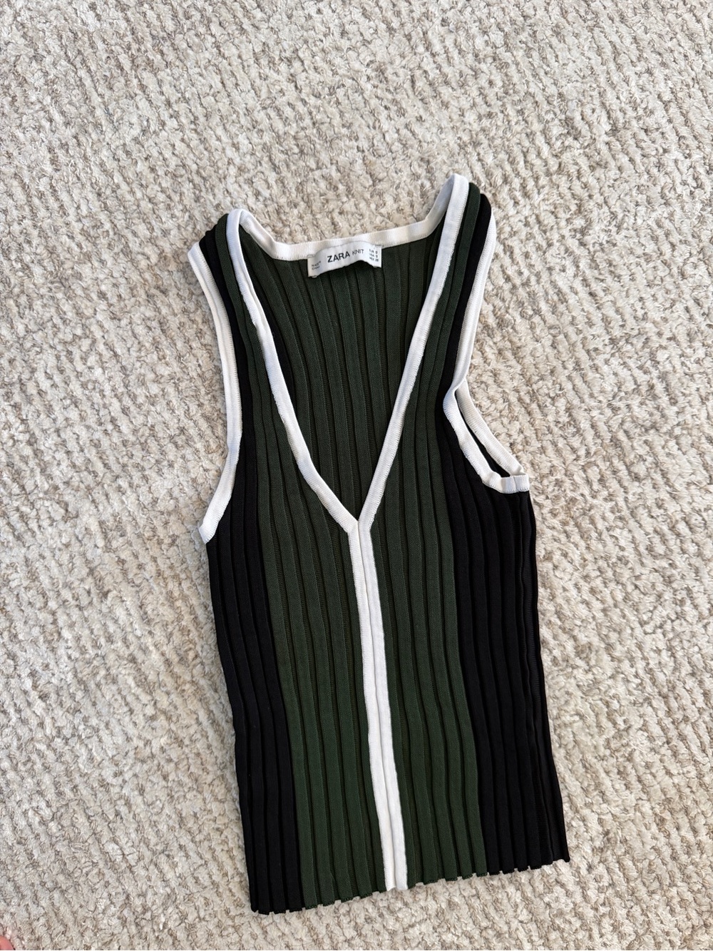 Zara Black & Green Ribbed V-Neck Tank with White Trim